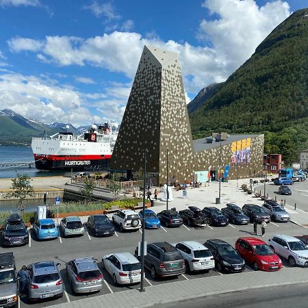 Andalsnes Sentrum Apartment No1 Extérieur photo